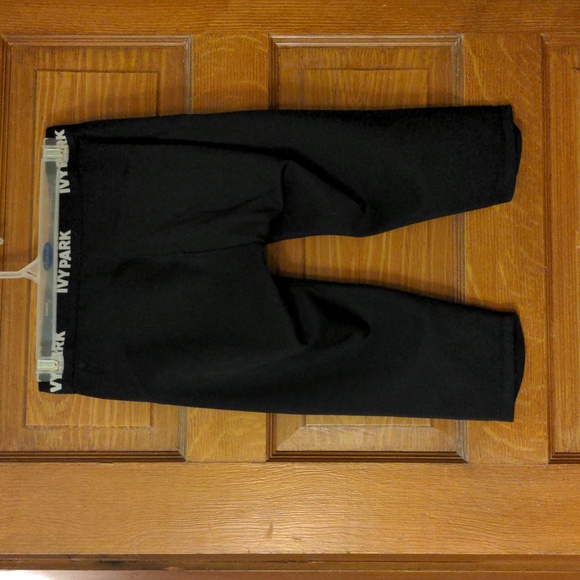 Ivy Park Cropped Compression Shorts - Picture 4 of 7